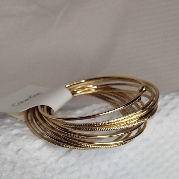 Calvin Klein Elegant Gold Bracelet Set 11 Bracelets - Picture 3 of 6